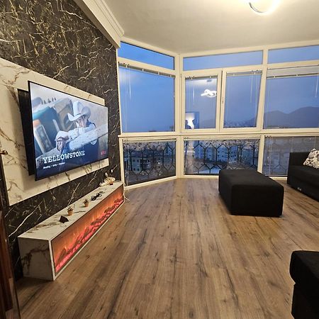 Sky Apartaments City Center Tirana Bagian luar foto