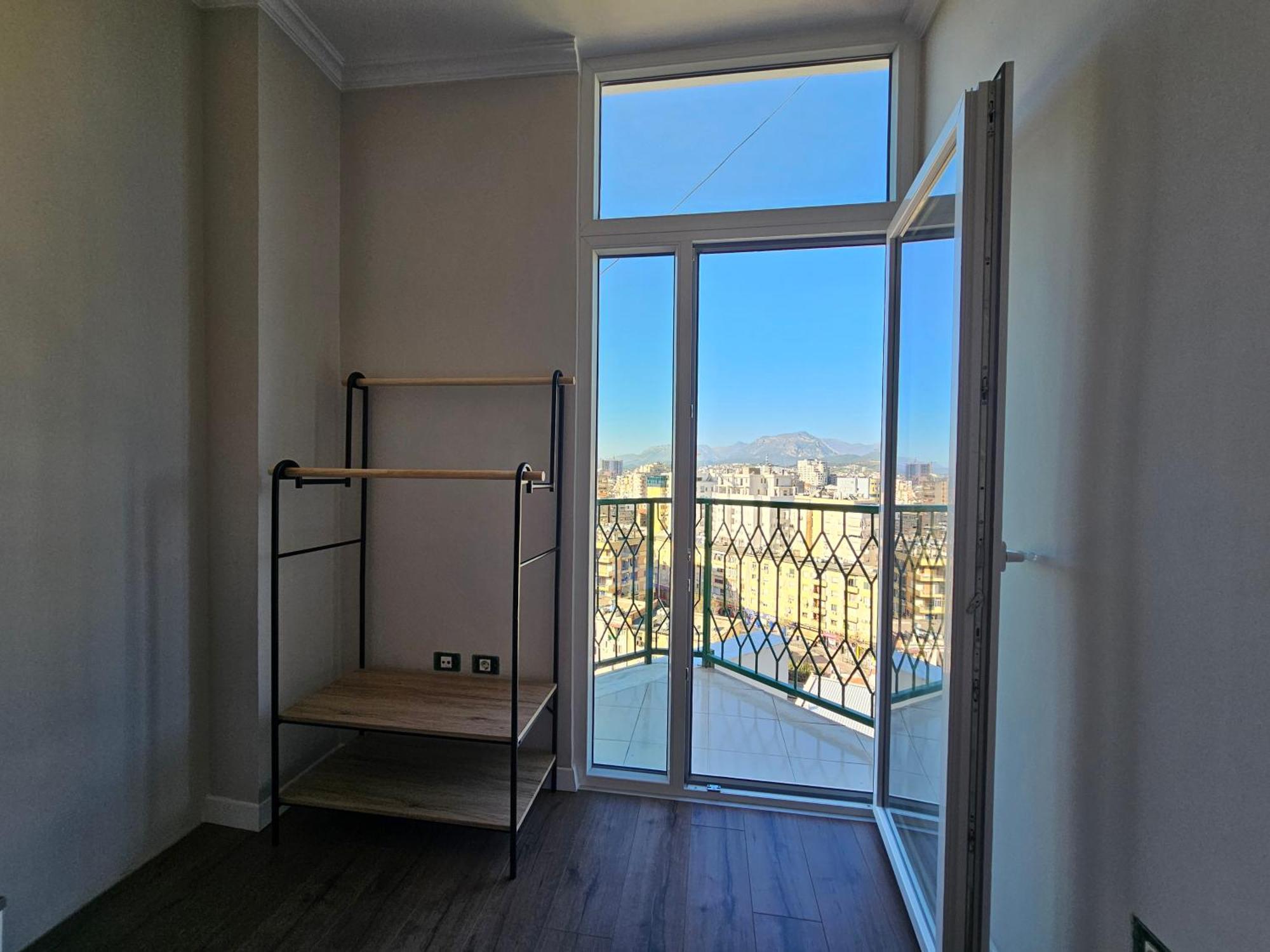 Sky Apartaments City Center Tirana Bagian luar foto