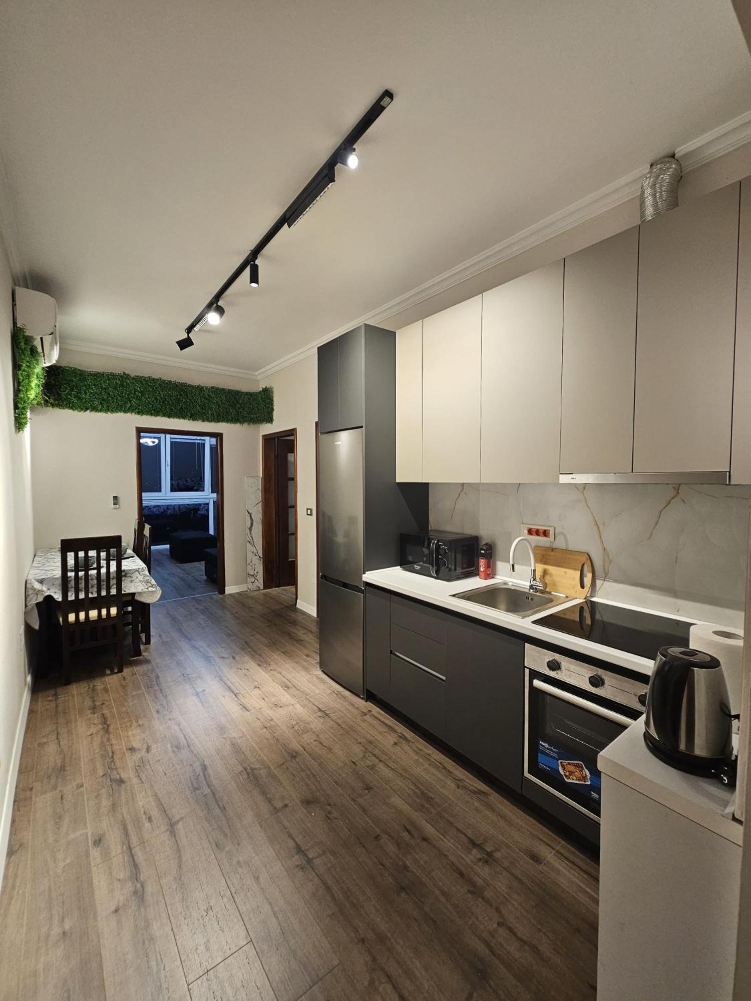 Sky Apartaments City Center Tirana Bagian luar foto