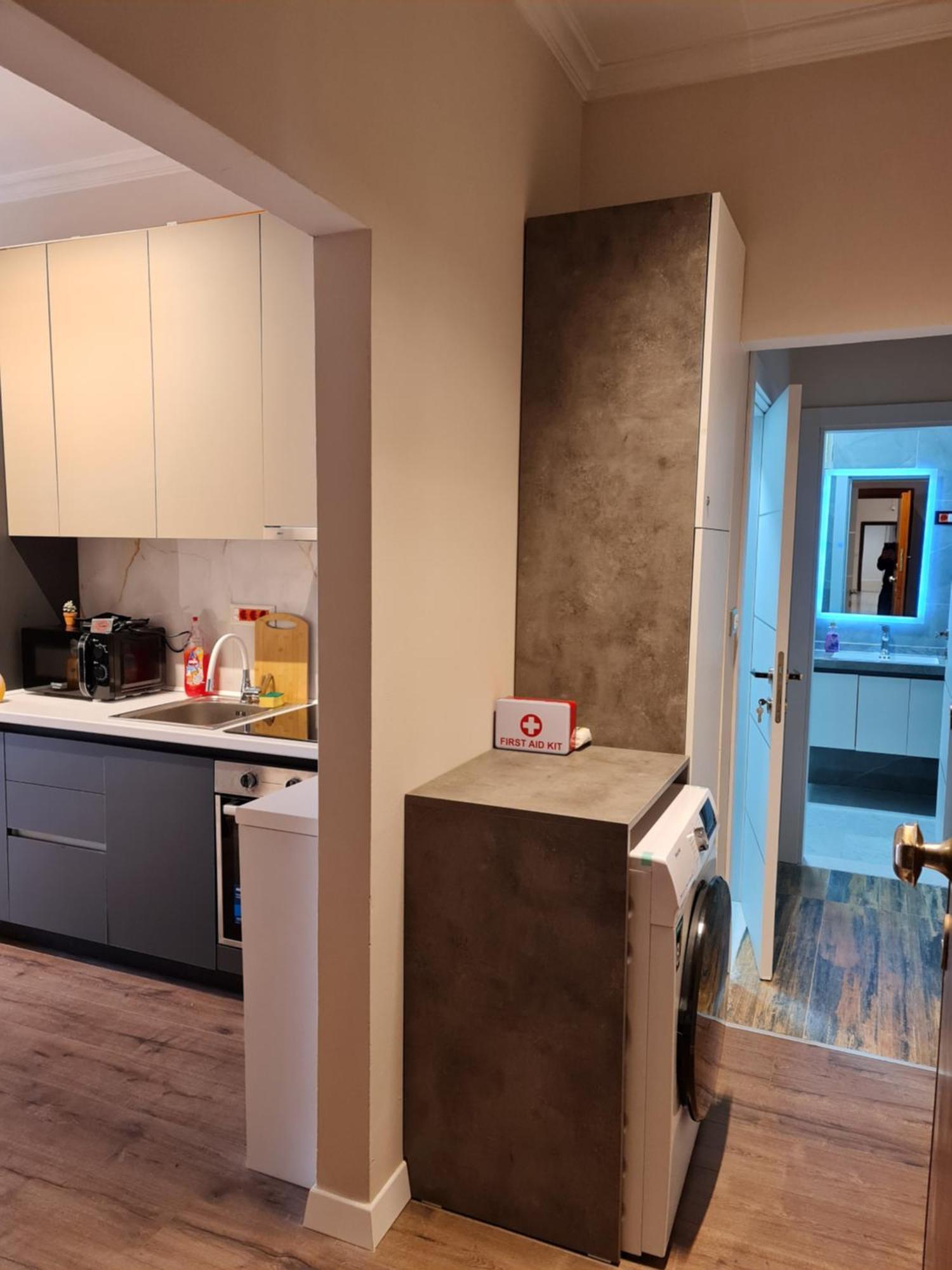 Sky Apartaments City Center Tirana Bagian luar foto